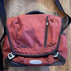 Keen Red Shoulder Laptop Bag